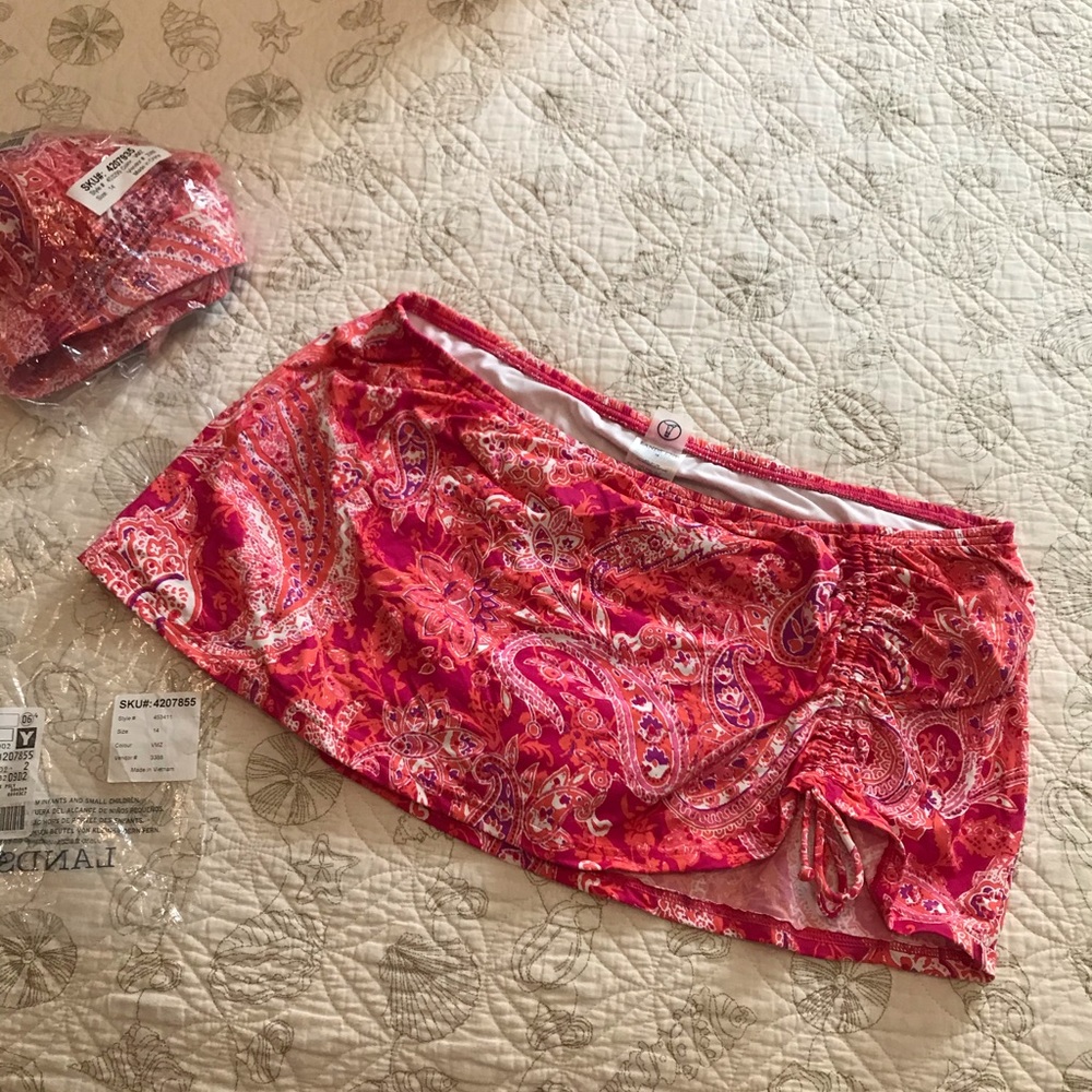 Lands End Pink paisley swim skort new in original package
